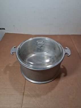 Vintage 4 Qt. GUARDIAN Service Ware Aluminum Dutch Oven Chicken Fryer Glass Lid